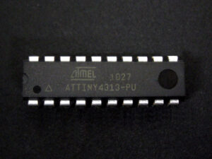 Ketika firmware asli, kode sumber, atau berkas program heksimal yang diarsipkan dari MCU terenkripsi ATTINY4313 Microchip menjadi tidak tersedia, satu-satunya sumber data program penting yang tersisa seringkali adalah chip itu sendiri. Dalam kasus ini, perusahaan harus memulihkan, membuka, atau memulihkan dump biner internal langsung dari mikrokontroler. Namun, mikrokontroler pelindung ATtiny4313 Microchip biasanya menggunakan pengaturan sekring yang aman, terlindungi, terenkripsi, atau terkunci yang mencegah pembacaan standar. Perlindungan ini sengaja dibangun ke dalam MCU terenkripsi ATTINY4313 Microchip untuk melindungi kekayaan intelektual, tetapi juga membuat rekayasa balik dan ekstraksi data menjadi sulit ketika dilakukan untuk pemeliharaan yang sah dan kontinuitas produk. Mengatasi hambatan ini membutuhkan pemahaman yang mendalam tentang struktur memori, tata letak flash, pemetaan EEPROM, dan perilaku mikroprosesor dalam berbagai kondisi akses. Meskipun kami tidak mengungkapkan teknik spesifik, pendekatan kami berfokus pada prosedur yang aman dan terkendali, alih-alih peretasan brute-force. Hal ini memastikan bahwa berkas, data, atau arsip program internal terlindungi tanpa merusak mikroprosesor ATTINY4313 Microchip yang diamankan. Dengan menggunakan perangkat canggih dan metodologi rekayasa balik profesional, kami dapat mengekstrak, memulihkan, dan merekonstruksi firmware dari mikroprosesor ATtiny4313 yang diamankan dengan andal.