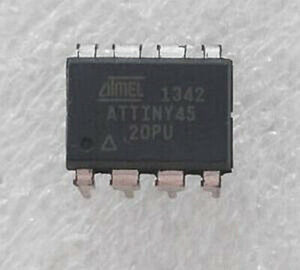 La lectura hexadecimal del microcontrolador ATtiny45 se refiere al proceso controlado y profesional de extracción de la imagen del programa binario o hexadecimal de un dispositivo, incluso de un microcontrolador protegido o encriptado. Si bien el microcontrolador protegido Microchip ATtiny45 pertenece a la misma familia AVR que el ATtiny25, ofrece una memoria flash ligeramente mayor, funciones periféricas más flexibles y un diseño compacto que lo hace popular en diversas industrias. Por ello, el firmware esencial, los datos de calibración y los programas de control, pequeños pero críticos, suelen almacenarse directamente en la memoria flash y la EEPROM del microprocesador Microchip ATtiny45 bloqueado. Cuando estos recursos internos se vuelven inaccesibles debido a la pérdida de repositorios, la finalización del soporte del proveedor o el bloqueo de los dispositivos de producción, las organizaciones pueden necesitar un método legítimo para extraer, recuperar o restaurar la lógica integrada.