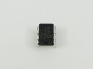 کپی کردن میان‌افزار میکروکنترلر Microchip PIC12F609 به یک سرویس حیاتی تبدیل می‌شود. مهندسان ممکن است نیاز به استخراج، بازیابی، بازگردانی، باز کردن، هک کردن یا مهندسی معکوس یک ریزپردازنده محافظت‌شده Microchip PIC12F609 داشته باشند تا بتوانند یک فایل باینری قابل استفاده، آرشیو هگزیمال یا تصویر کامل میان‌افزار را به دست آورند. بازیابی اطلاعات از MCU Microchip PIC12F609 ممکن است شامل دسترسی به حافظه فلش، نواحی EEPROM، تنظیمات پیکربندی، مقادیر کالیبراسیون و سایر داده‌های تعبیه‌شده‌ای باشد که رفتار محصول را تعریف می‌کنند. چالش به دست آوردن یک نسخه پشتیبان از میان‌افزار از یک ریزپردازنده امن Microchip PIC12F609 به طور قابل توجهی پیچیده‌تر از برنامه‌نویسی استاندارد دستگاه است. مکانیسم‌های امنیتی به طور خاص برای جلوگیری از تکثیر غیرمجاز میان‌افزار، کد منبع، داده‌های باینری و فایل‌های برنامه طراحی شده‌اند. در طول تلاش‌ها برای استخراج، بازیابی، بازگردانی، باز کردن یا مهندسی معکوس میکروکنترلر Microchip PIC12F609، مهندسان باید با بلوک‌های حافظه قفل‌شده، بیت‌های پیکربندی محافظت‌شده، ساختارهای ذخیره‌سازی رمزگذاری‌شده و محدودیت‌های دسترسی که دید به معماری MCU Microchip PIC12F609 را محدود می‌کنند، دست و پنجه نرم کنند. یک فرآیند بازیابی موفق نیاز به حفظ روابط بین دستورالعمل‌های میان‌افزار، محتویات EEPROM، سازماندهی حافظه فلش، داده‌های برنامه و ساختارهای بایگانی دارد.