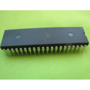 एक्सट्रैक्ट माइक्रोकंट्रोलर माइक्रोचिप ATmega644P कोड प्रोजेक्ट अक्सर तब ज़रूरी हो जाते हैं जब ओरिजिनल सोर्स कोड या फ़र्मवेयर फ़ाइलें खो जाती हैं, फिर भी सुरक्षित डिवाइस को काम करते रहना चाहिए या अपग्रेड किया जाना चाहिए। सुरक्षित माइक्रोचिप ATmega644P MCU को हैक करने या खोलने की कोशिश में काफ़ी टेक्निकल मुश्किलें आती हैं। चिप एन्क्रिप्टेड, फ़्यूज़-लॉक्ड हो सकती है, या बिना इजाज़त एक्सेस पर मेमोरी इरेज़ फ़ंक्शन को ट्रिगर करने के लिए कॉन्फ़िगर की जा सकती है। लॉक किए गए माइक्रोचिप ATmega644P की रिवर्स इंजीनियरिंग के लिए इसके फ़्लैश ऑर्गनाइज़ेशन, EEPROM मैपिंग, बूटलोडर कॉन्फ़िगरेशन और रीड-प्रोटेक्शन मैकेनिज़्म की सटीक समझ की ज़रूरत होती है। सुरक्षित माइक्रोचिप ATmega644P माइक्रोप्रोसेसर की मेमोरी से प्रोग्राम डेटा को खराब किए बिना एक जैसा बाइनरी डंप या हेक्सिमल फ़ाइल निकालने के लिए कंट्रोल्ड लैबोरेटरी कंडीशन और एडवांस्ड एनालिटिकल टेक्नीक की ज़रूरत होती है। चुनौतियों में सिग्नल स्टेबिलिटी बनाए रखना, अनजाने डेटा ओवरराइट को रोकना, और यह पक्का करना शामिल है कि रिकवर किया गया फ़र्मवेयर आर्काइव आगे के एनालिसिस या रिस्टोरेशन के लिए स्ट्रक्चरल रूप से पूरा रहे।