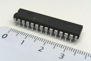 هدف اصلی مهندسی معکوس در سطح عمیق، استخراج و بازیابی ایمن منطق پایه میکروکنترلر Microchip PIC16F737 است. مهندسان با دقت به گذرگاههای داخلی متصل میشوند تا یک جریان داده تخصصی را آغاز کنند و از طریق آن یک نسخه کامل از کد عملیاتی اصلی ریزپردازنده Microchip PIC16F737 تهیه نمایند. این فرایند فنی، ولتاژهای خام موجود در سیلیکون را به یک آرشیو ساختاریافته در قالب فایل باینری یا هگز متعلق به MCU مدل Microchip PIC16F737 تبدیل میکند و در عمل دستورالعملهای ماشینی لازم برای ادامه عملکرد سامانه صنعتی را بازسازی مینماید. با ذخیره این آرشیو داده، تیمهای مهندسی میتوانند رفتار سیستم را بر روی یک قطعه جایگزین بازآفرینی کرده یا وابستگیهای نرمافزاری قدیمی را اصلاح کنند و در نتیجه عملکرد کامل سامانه مبتنی بر Microchip PIC16F737 MCU را بازیابی نمایند. این روش به تیمهای فنی اجازه میدهد فریمور عملکردی میکروکنترلر Microchip PIC16F737 را بهطور کامل بازسازی کرده و بدون نیاز به دسترسی به آرشیو کد منبع اصلی و محافظتشده سازنده، محدودیتهای ناشی از فقدان مستندات را برطرف کنند.