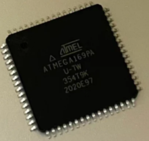 Việc trích xuất mã nhị phân (heximal) từ MCU Microchip ATmega169PA thường xảy ra khi các tổ chức cần truy cập vào MCU Microchip ATmega169PA được bảo mật để trích xuất, khôi phục hoặc phục hồi firmware từ các vùng bộ nhớ flash và EEPROM được bảo vệ. Vi điều khiển bị khóa có thể chặn các lệnh đọc bên ngoài thông qua các cơ chế bảo mật cấp cầu chì, ngăn cản các kỹ sư sao chép tệp chương trình nhị phân hoặc tạo bản sao firmware từ bộ vi xử lý Microchip ATmega169PA được bảo vệ. Trong các cấu hình nâng cao hơn, Microchip ATmega169PA có thể bao gồm các vùng bộ nhớ được mã hóa hoặc kích hoạt các thao tác xóa tự động nếu phát hiện các nỗ lực truy cập trái phép. Do đó, việc đảo ngược kỹ thuật một bộ vi xử lý Microchip ATmega169PA được bảo vệ như vậy đòi hỏi phải nghiên cứu chi tiết kiến ​​trúc MCU bị khóa Microchip ATmega169PA và bố cục bộ nhớ của nó. Mục tiêu là trích xuất cẩn thận một kho lưu trữ nhị phân hoặc heximal hoàn chỉnh từ bộ nhớ chương trình flash và dữ liệu EEPROM liên quan trong khi vẫn duy trì tính toàn vẹn của firmware được lưu trữ. Quá trình này phải được thực hiện chính xác để tránh làm hỏng tệp chương trình hoặc thay đổi vĩnh viễn vi điều khiển Microchip ATmega169PA được bảo vệ.