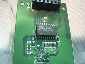 Наши профессиональные услуги по восстановлению данных разработаны для чтения зашифрованной программы микроконтроллера ATTINY26L даже с защищенных или заблокированных чипов, используя точный, законный и конфиденциальный подход. Мы не фокусируемся на несанкционированном доступе, а специализируемся на восстановлении прошивки для клиентов, имеющих законное право собственности и законные основания для восстановления утерянных или неархивированных программных файлов с защищенного микроконтроллера ATTINY26L. Мы применяем безопасные и неинвазивные методы извлечения, восстановления или копирования прошивки без повреждения защищенного микроконтроллера ATTINY26L. Мы предоставляем полный спектр услуг, будь то дублирование функциональности для обновления системы, восстановление работы после аппаратного сбоя или извлечение ценной логики проекта для анализа.
