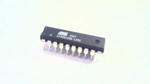 सुरक्षित AT90S1200 MCU माइक्रोचिप के फ़्लैश या EEPROM को क्रैक करने के लिए, विशेषज्ञ अक्सर निम्न-स्तरीय हमलों का सहारा लेते हैं। डिकैप्सुलेशन एक प्राथमिक विधि है, जिसमें एन्क्रिप्टेड ATMEL माइक्रोप्रोसेसर AT90S1200 को सिलिकॉन परत तक भौतिक रूप से अलग किया जाता है ताकि आंतरिक डेटा लाइनों की सीधी जांच की जा सके। सुरक्षात्मक ATMEL माइक्रोकंट्रोलर AT90S1200 की पैकेजिंग हटाने के बाद, माइक्रोप्रोबिंग, चार्ज विश्लेषण, या लेज़र-आधारित रीडआउट जैसी तकनीकों का उपयोग मेमोरी में संग्रहीत हेक्सिमल डेटा को डंप करने के लिए किया जा सकता है। लॉक बिट्स सेट हो जाने के बाद, डिवाइस सुरक्षित हो जाता है, जिससे बाहरी लोगों को इसके भीतर संग्रहीत आंतरिक बाइनरी, प्रोग्राम, या फ़र्मवेयर तक पढ़ने की पहुँच नहीं मिलती। इसका मतलब है कि मूल स्रोत कोड की प्रतिलिपि बनाने, उसकी प्रतिकृति बनाने या उसे पुनर्प्राप्त करने के लिए, एक मानक प्रोग्रामर पर्याप्त नहीं है - आपको उन्नत रिवर्स इंजीनियरिंग तकनीकों का सहारा लेना होगा।