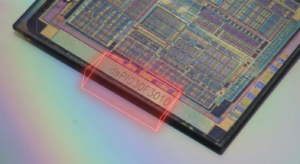 सुरक्षित Microchip dsPIC30F3010 से जानकारी पुनर्प्राप्त करना तकनीकी रूप से चुनौतीपूर्ण हो सकता है, क्योंकि सुरक्षा तंत्र विशेष रूप से अनधिकृत रीडआउट को सीमित करने के लिए डिज़ाइन किए गए हैं। एक लॉक किया गया या संरक्षित Microchip dsPIC30F3010 MCU सामान्य उपकरणों को अपनी आंतरिक Flash मेमोरी और अन्य मेमोरी क्षेत्रों तक पहुँचने से रोक सकता है, जबकि डेटा का एन्क्रिप्टेड रूप अतिरिक्त जटिलताएँ उत्पन्न कर सकता है। पेशेवर रिवर्स इंजीनियरिंग मूल्यांकन के दौरान विशेषज्ञों को Microchip dsPIC30F3010 माइक्रोप्रोसेसर की स्थिति, डिवाइस का सटीक कॉन्फ़िगरेशन, उपलब्ध दस्तावेज़ और आसपास के सर्किट के व्यवहार पर विचार करना आवश्यक होता है। चुनौती केवल Microchip dsPIC30F3010 माइक्रोकंट्रोलर से एक कच्चा बाइनरी डंप निकालना नहीं है, बल्कि यह निर्धारित करना भी है कि प्राप्त फ़ाइल, अभिलेख या डेटा पूर्ण है और आंतरिक रूप से सुसंगत है या नहीं।