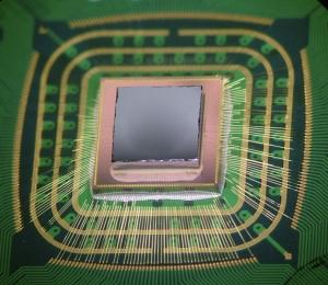 Extract Microcontroller PIC18F2439 Memory is a process of reverse engineering pic18f2439 mcu source code, the fuse bit of mcu pic18f2439 will be cracked