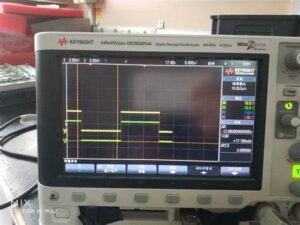 TEXAS INSTRUMENT TMS320F28232PGFA DSP セキュア MCU 組み込みファームウェアをバイナリ ファイルまたは 16 進数データで複製するには、ロックされたマイクロプロセッサ TMS320F28232PGFA 保護システムをデコードし、保護マイクロコントローラ フラッシュ メモリからソース コードを複製する必要があります。