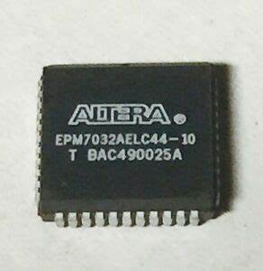 Readout Protective Altera CPLD IC EPM7032AELC44 Source Code from its embedded eeprom memory after reverse engineering metal layer and internal structure of CPLD EPM7032AELC44 by decapsulation, unlock fuse bit over eeprom memory of CPLD EPM7032AELC44