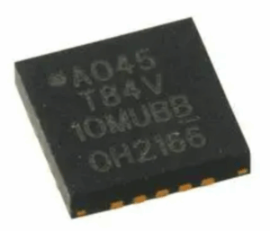 Razprave o ekstrahiranju vdelane programske opreme seveda uporabljajo napete besede – razbiti, prekiniti, napasti, dekodirati, dekapsulirati, vdreti, dešifrirati. Poudarek je na pooblaščenem, nedestruktivnem obnavljanju in analizi, ne na objavi tehnik izkoriščanja. Zaščiten ali zaklenjen zaščiten mikrokrmilnik Microchip ATtiny84V je namenjen preprečevanju nepooblaščenega kopiranja ali kloniranja, vsak poskus dostopa do zaščitenega pomnilnika pa mora biti izveden z izrecnim dovoljenjem in pravno jasnostjo. Odgovorni ponudniki se osredotočajo na pretvorbo zaščitene, nedostopne slike programa v dokumentiran in preverljiv artefakt, ki podpira vzdrževanje in skladnost. Omejeni viri zaklenjenega mikroprocesorja Microchip ATtiny84V vplivajo na to, kako se njegov program prikaže ob izpisu. Ker je koda kompaktna in optimizirana, je lahko binarna datoteka iz tega šifriranega mikrokrmilnika Microchip ATtiny84V gosta in brez človeku berljivih simbolov; njena interpretacija za rekonstrukcijo smiselnega poteka programa zahteva strokovno znanje o naborih ukazov AVR in skrbno forenzično analizo. Fizične realnosti zadevo otežujejo: majhna ohišja in prenatrpana tiskana vezja lahko skrivajo odpravljalne blazinice, območja EEPROM pa pogosto shranjujejo konfiguracijo naprave, ki se med branjem ne sme poškodovati. Ti dejavniki povečujejo tehnično tveganje, da bi agresiven poskus lahko poškodoval čip ali uničil prav tiste podatke, ki jih nameravamo obnoviti.